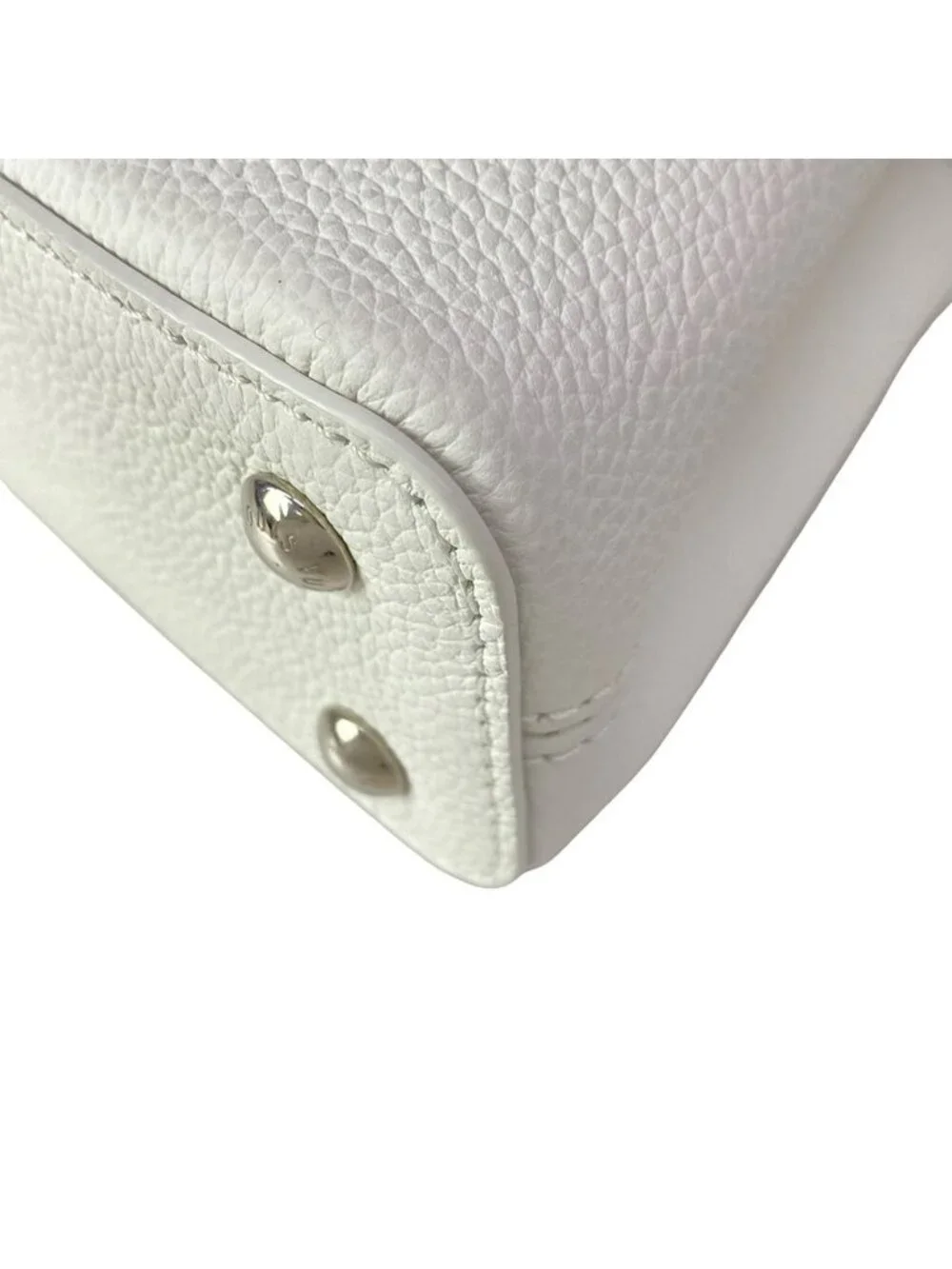 Louis Vuitton Handbag Capucines Ewmini Optic White Leather Cowhide